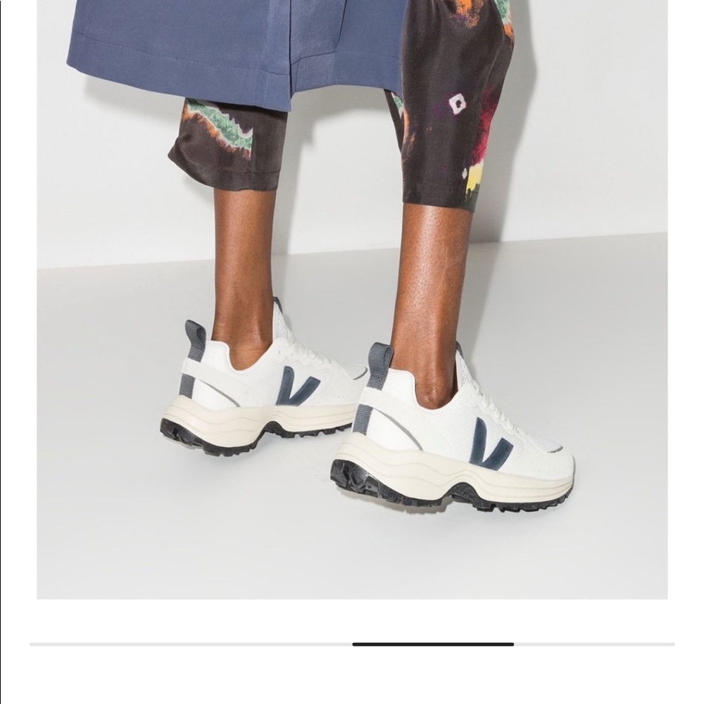 Veja Venturi Sneakers